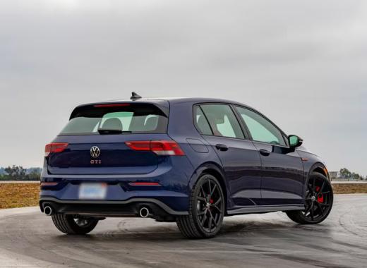 VOLKSWAGEN GOLF GTI