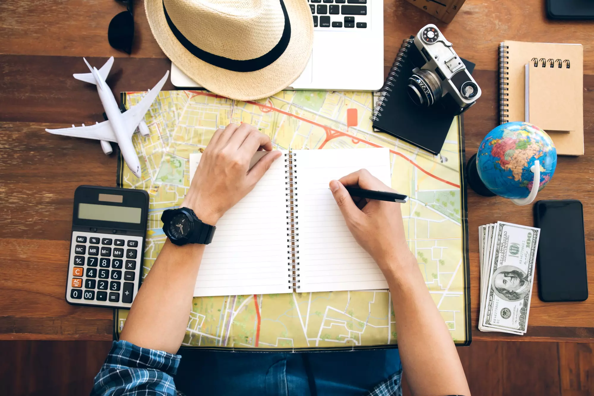 Comment planifier un road trip à travers le pays avec une voiture de location