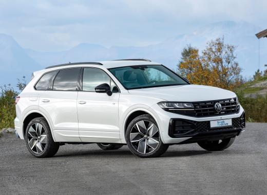 VOLKSWAGEN TOUAREG R-LINE