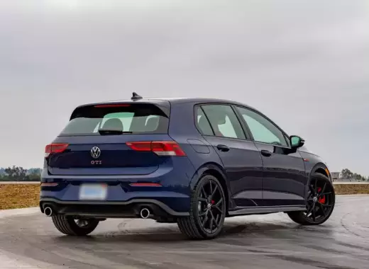 VOLKSWAGEN GOLF GTI