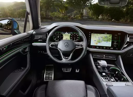 VOLKSWAGEN TOUAREG