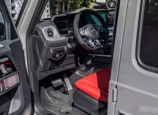 MERCEDES BENZ G63 AMG