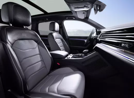 VOLKSWAGEN TOUAREG R-LINE