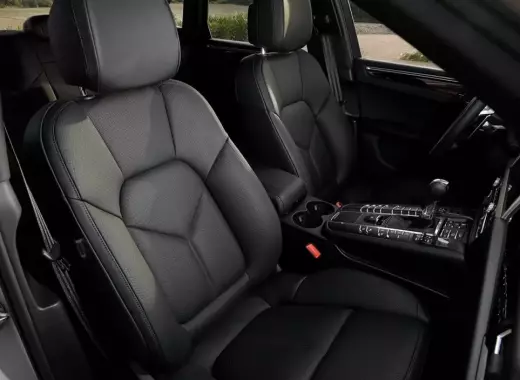 PORSCHE MACAN S